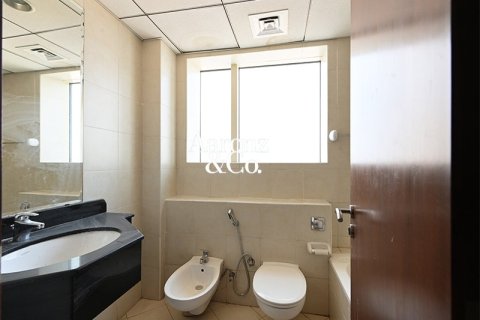 Apartamento en Icon Tower 2, Jumeirah Lake Towers, Dubai, 2 dormitorios, 122 m², № 142040 - foto 9