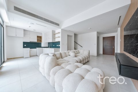 Townhouse in Arabian Ranches 3, Dubai 3 bedrooms, 201.23 sq.m. № 124743 - photo 8