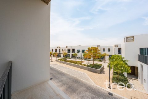 Townhouse in Arabian Ranches 3, Dubai 3 bedrooms, 201.23 sq.m. № 124743 - photo 12