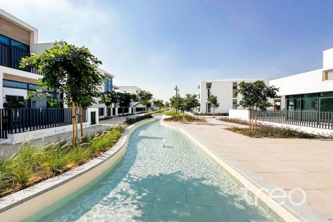 Townhouse in Arabian Ranches 3, Dubai 3 bedrooms, 201.23 sq.m. № 124743 - photo 22