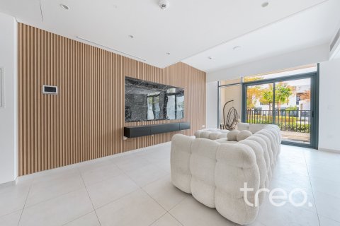 Townhouse in Arabian Ranches 3, Dubai 3 bedrooms, 201.23 sq.m. № 124743 - photo 6