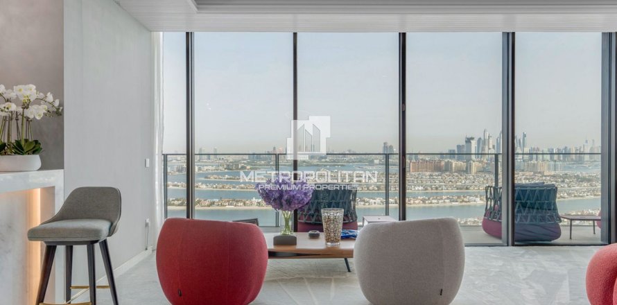 Квартира в Пальме Джумейре, Дубай, 4 спальни, 401м², № 16038
