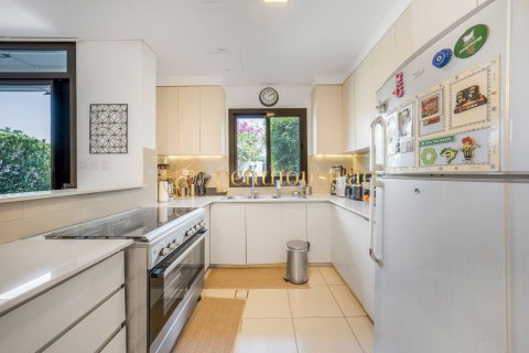 Townhouse in Town Square, Dubai 3 bedrooms, 206 sq.m. № 16048 - photo 9