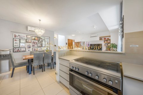 Townhouse in Town Square, Dubai 3 bedrooms, 206 sq.m. № 16048 - photo 8