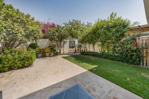Townhouse in Town Square, Dubai 3 bedrooms, 206 sq.m. № 16048 - photo 23