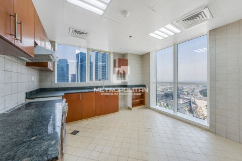 Apartamento en Jumeirah Lake Towers, Dubai, 2 dormitorios, 147 m², № 16047 - foto 18