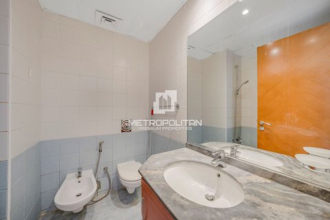 Apartamento en Jumeirah Lake Towers, Dubai, 2 dormitorios, 147 m², № 16047 - foto 17