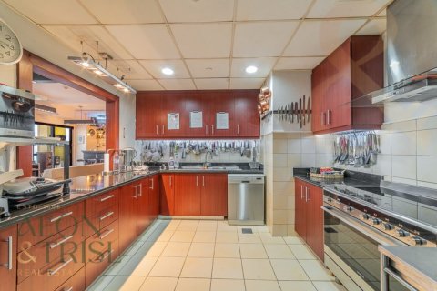 Apartamento en Rimal, Jumeirah Beach Residence, Dubai, 4 dormitorios, 252 m², № 60989 - foto 1