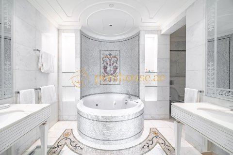 Apartment in Palazzo Versace, Culture Village, Dubai 2 bedrooms, 157 sq.m. № 73296 - photo 16