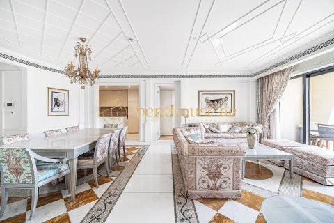 Apartment in Palazzo Versace, Culture Village, Dubai 2 bedrooms, 157 sq.m. № 73296 - photo 6