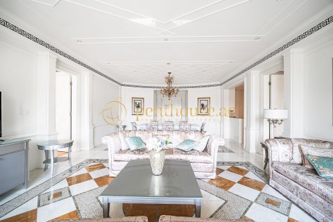 Apartment in Palazzo Versace, Culture Village, Dubai 2 bedrooms, 157 sq.m. № 73296 - photo 4