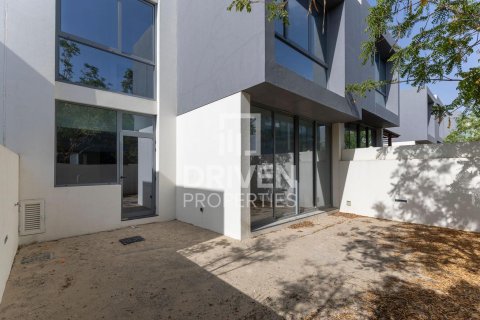 Townhouse in wasl gate, Dubai 3 bedrooms, 232.44 sq.m. № 140899 - photo 17