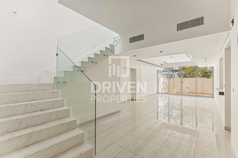 Townhouse in wasl gate, Dubai 3 bedrooms, 232.44 sq.m. № 140899 - photo 2