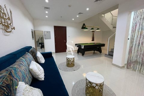 Duplex in Marina Wharf, Dubai Marina, Dubai 2 bedrooms, 191 sq.m. № 115587 - photo 17