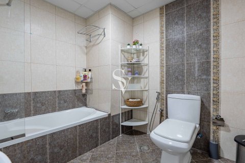 Duplex à Marina Wharf, Dubai Marina, Dubai, 2 chambres, 191 m², № 115587 - photo 16