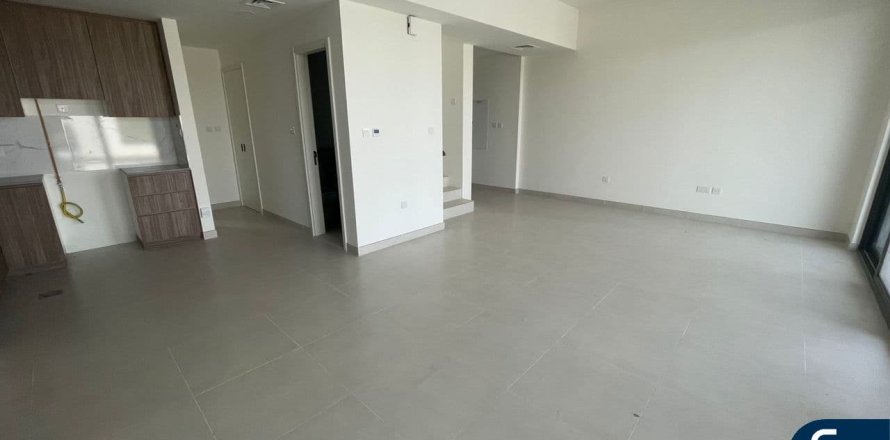 Adosado en Town Square, Dubai, 3 dormitorios, 174 m², № 74423