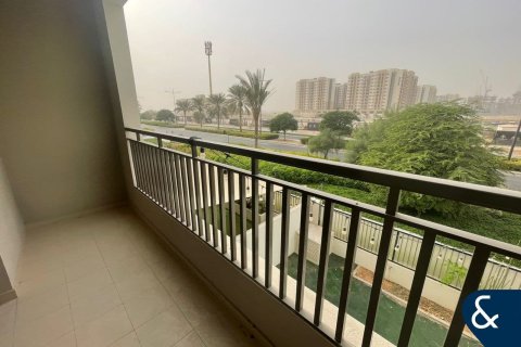 Adosado en Town Square, Dubai, 3 dormitorios, 206 m², № 74422 - foto 8