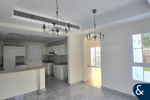 Villa en Arabian Ranches, Dubai, 3 dormitorios, 279 m², № 74424 - foto 5