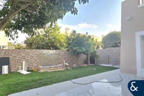 Villa en Arabian Ranches, Dubai, 3 dormitorios, 279 m², № 74424 - foto 12