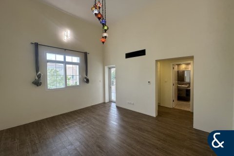 Villa in Arabian Ranches, Dubai 4 bedrooms, 279 sq.m. № 74424 - photo 6