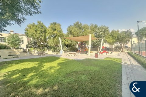 Villa in Arabian Ranches, Dubai 4 bedrooms, 279 sq.m. № 74424 - photo 20