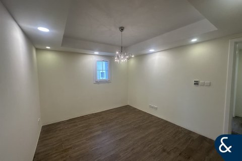 Villa in Arabian Ranches, Dubai 4 bedrooms, 279 sq.m. № 74424 - photo 11