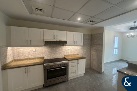 Villa in Arabian Ranches, Dubai 4 bedrooms, 279 sq.m. № 74424 - photo 14