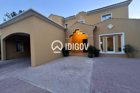 Villa en Mirador La Coleccion, Arabian Ranches, Dubai, 4 dormitorios, 954.76 m², № 121081 - foto 3