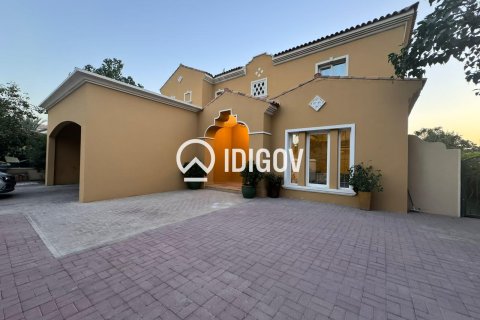 Villa en Mirador La Coleccion, Arabian Ranches, Dubai, 4 dormitorios, 954.76 m², № 121081 - foto 4
