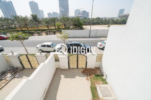 Adosado en Al Barsha South, Al Barsha, Dubai, 4 dormitorios, 132.57 m², № 121077 - foto 23
