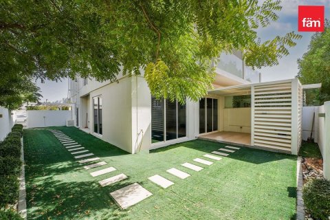 Townhouse in Dubai 3 bedrooms, 303.4 sq.m. № 94804 - photo 7