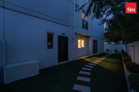 Townhouse in Dubai 3 bedrooms, 303.4 sq.m. № 94804 - photo 11