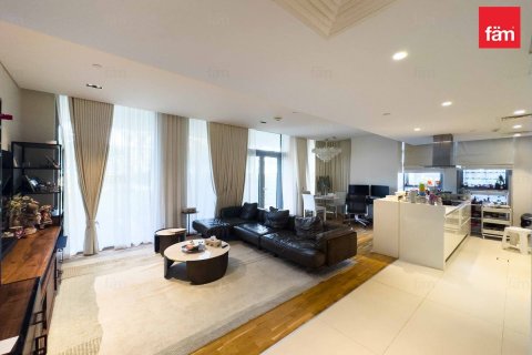 Apartment in Dubai 2 bedrooms, 183.9 sq.m. № 52340 - photo 3