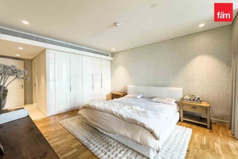 Apartment in Dubai 2 bedrooms, 183.9 sq.m. № 52340 - photo 4