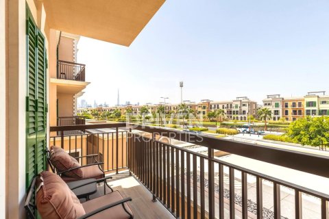 Villa en Jumeirah, Dubai, 4 dormitorios, 450.21 m², № 125232 - foto 21
