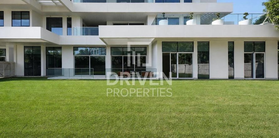 Apartment in Seventh Heaven, Al Barari, Dubai 3 bedrooms, 851.83 sq.m. № 125226