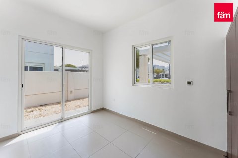 Снять в аренду таунхаус в Дубае: 4 спальни, 235.5м², № 46887 - фото 19