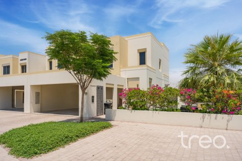 تاون هاوس في Naseem Townhouses, Town Square, دبي 4 غرف نوم, 387.68 م² رقم 119471 - صورة 2