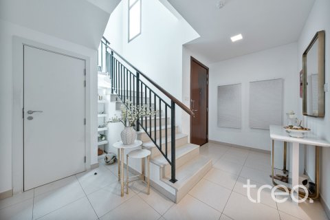 تاون هاوس في Naseem Townhouses, Town Square, دبي 4 غرف نوم, 387.68 م² رقم 119471 - صورة 3