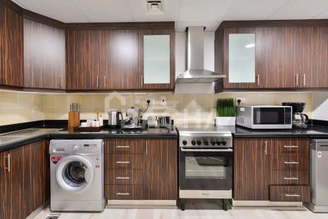 Apartamento en Shams, Jumeirah Beach Residence, Dubai, 3 dormitorios, 175 m², № 104987 - foto 4