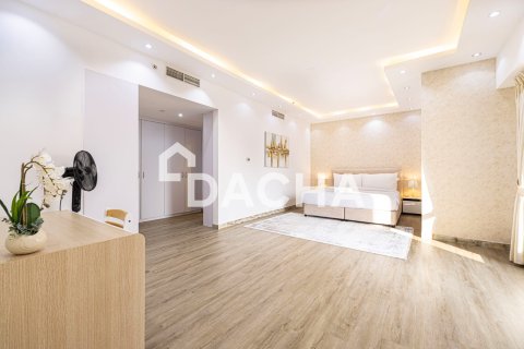 Apartment in Sadaf, Jumeirah Beach Residence, Dubai 4 bedrooms, 256 sq.m. № 104978 - photo 9