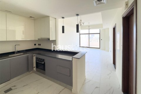 Adosado en District 11, Mohammed Bin Rashid City, Dubai, 4 dormitorios, 258 m², № 43406 - foto 3
