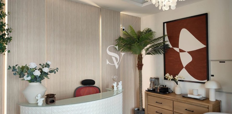 Коммерческая недвижимость в Бизнес-Бэе, Дубай, 116м², № 114395