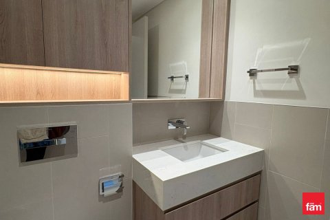 Снять в аренду квартиру в Дубай Хилс Эстейт, Дубай: 2 спальни, 89.7м², № 90307 - фото 2