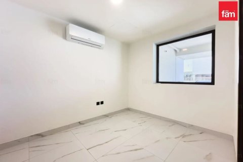 Купить таунхаус в Дубае: 4 спальни, 187.2м², № 90308 - фото 16