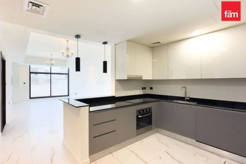 Купить таунхаус в Дубае: 4 спальни, 187.2м², № 90308 - фото 13