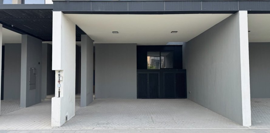 Вилла в Аль-Васле, Дубай, 3 спальни, 168м², № 120506