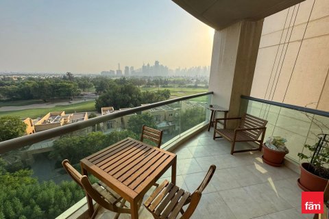 Apartamento en The Views, Dubai, 2 dormitorios, 137.3 m², № 84651