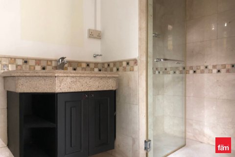 Villa en Palm Jumeirah, Dubai, 6 dormitorios, 1241.6 m², № 84657 - foto 9