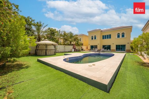 Villa en Dubai, 4 dormitorios, 759.1 m², № 41833 - foto 29